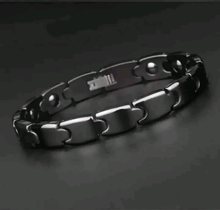 Ceramic Magnetic Bracelet CMB-22)